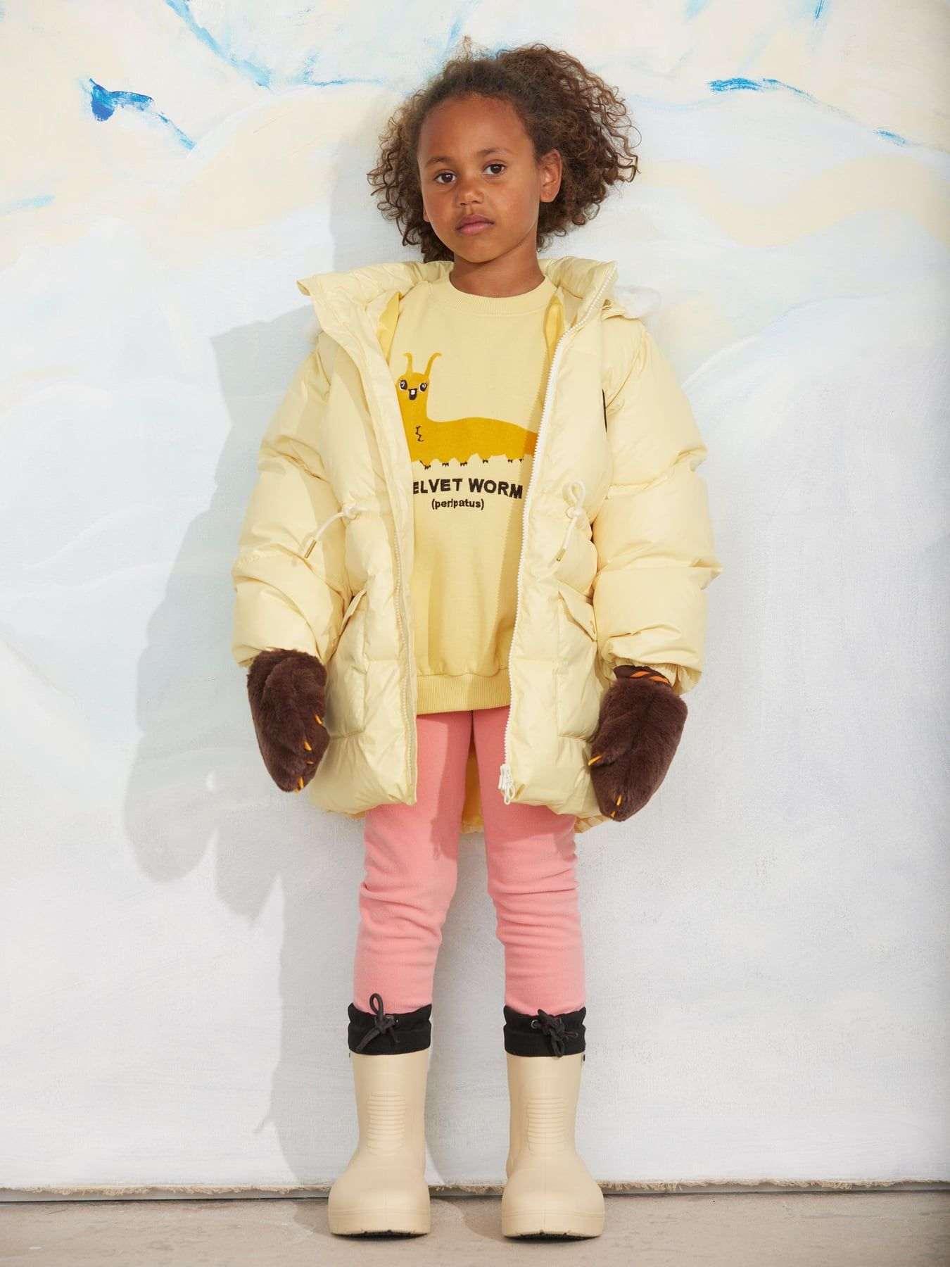 Sudadera velvet worm amarilla