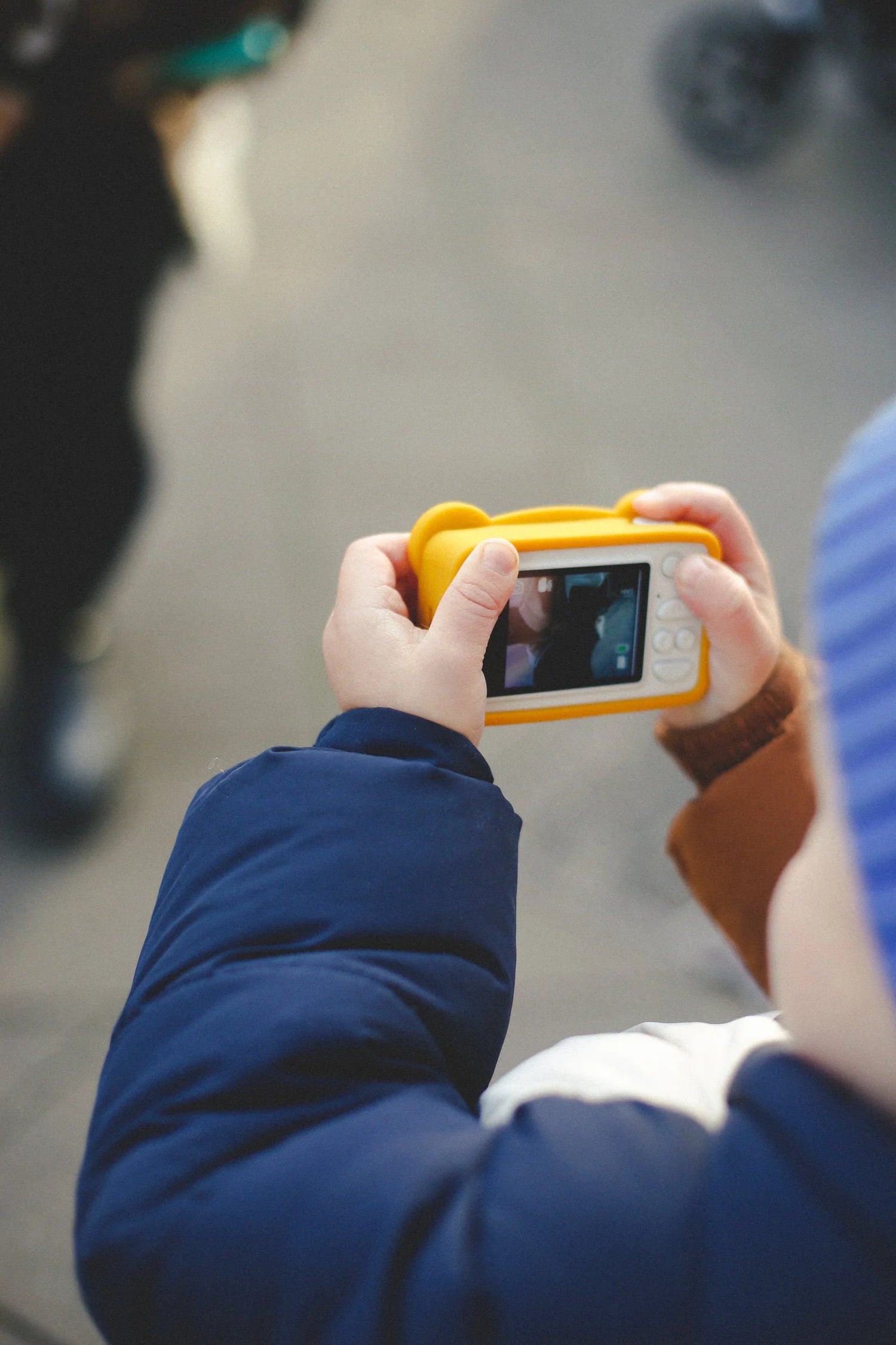 Cámara digital Rookie amarilla