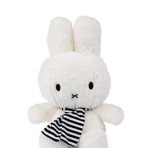 Peluche Miffy con bufanda 33cm