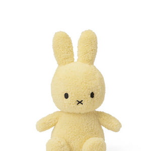 Peluche Miffy amarilla 23cm