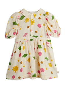 Vestido vuelo estampado espacio