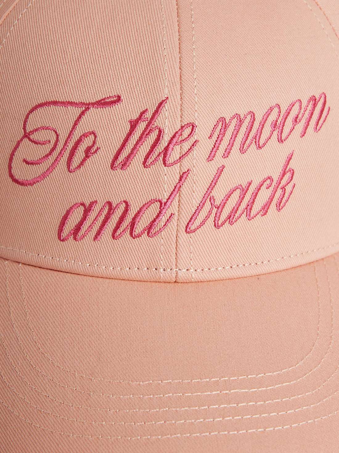 Gorra To The Moon