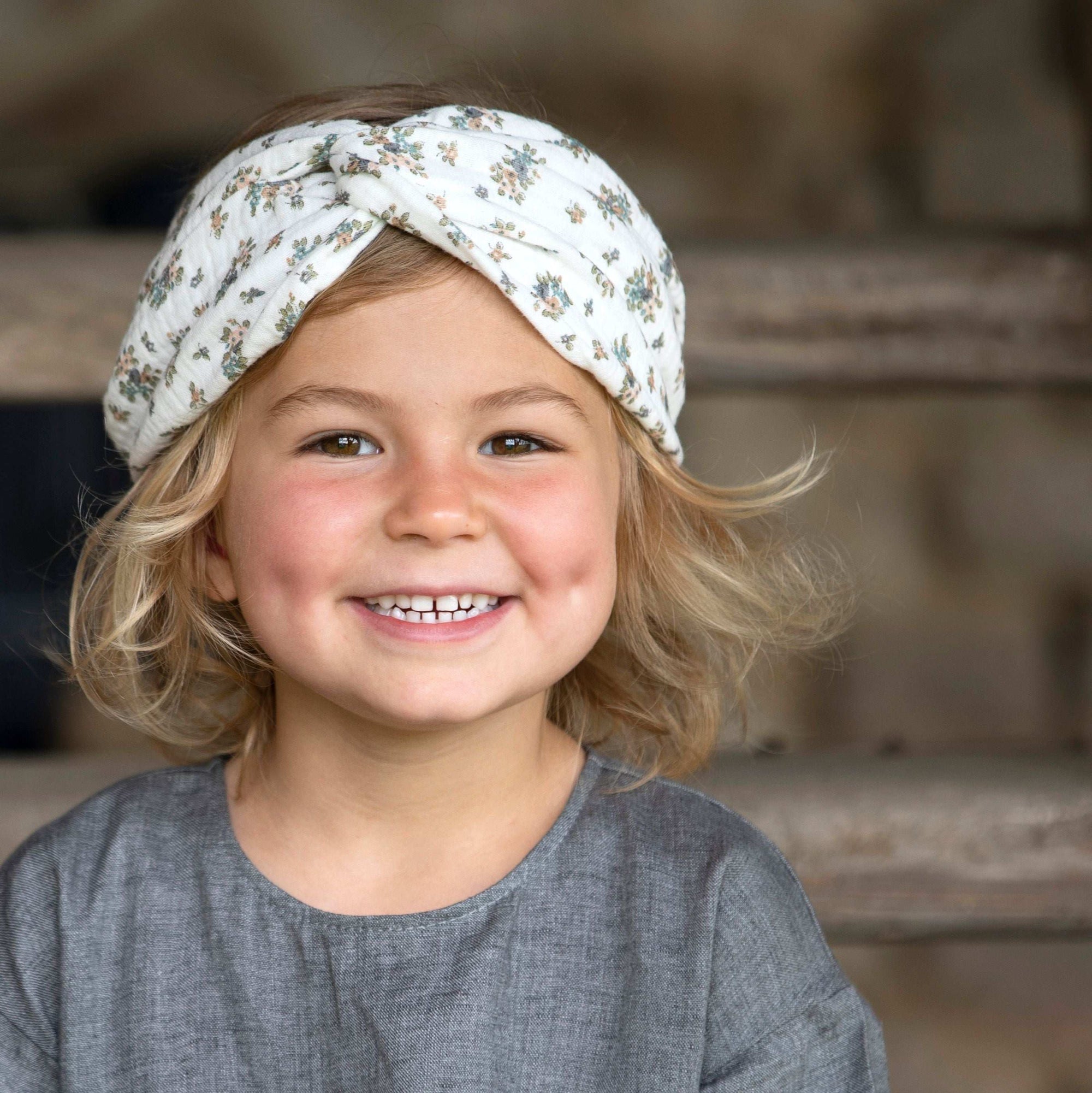 diadema de muselina lila