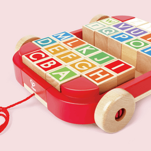 Carrito de arrastre con letras - Hape
