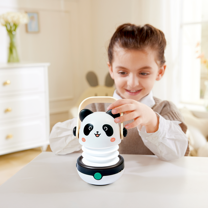 Panda Luz, proyector y altavoz