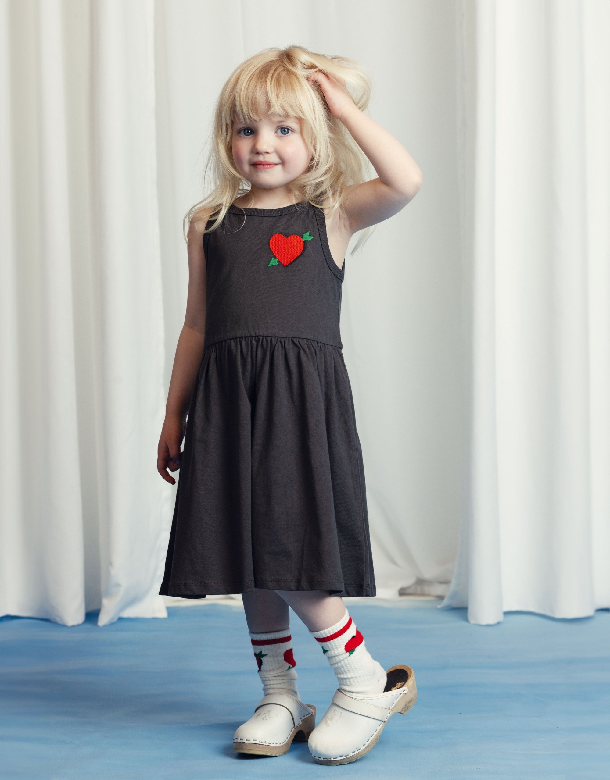 Vestido tirantes corazón mini rodini