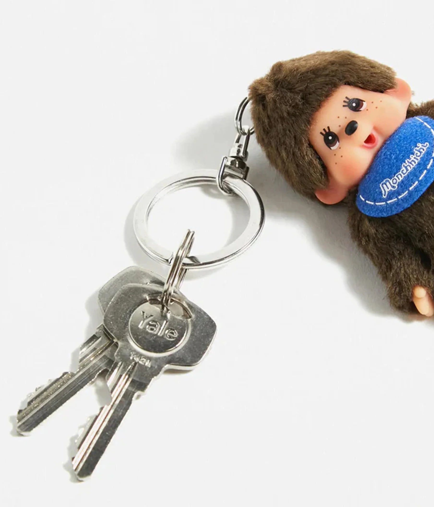 monchhichi llavero babero azul