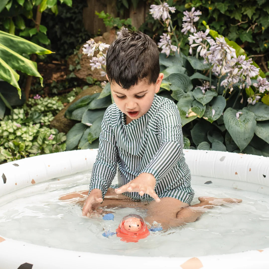 Spaceship Bath Game