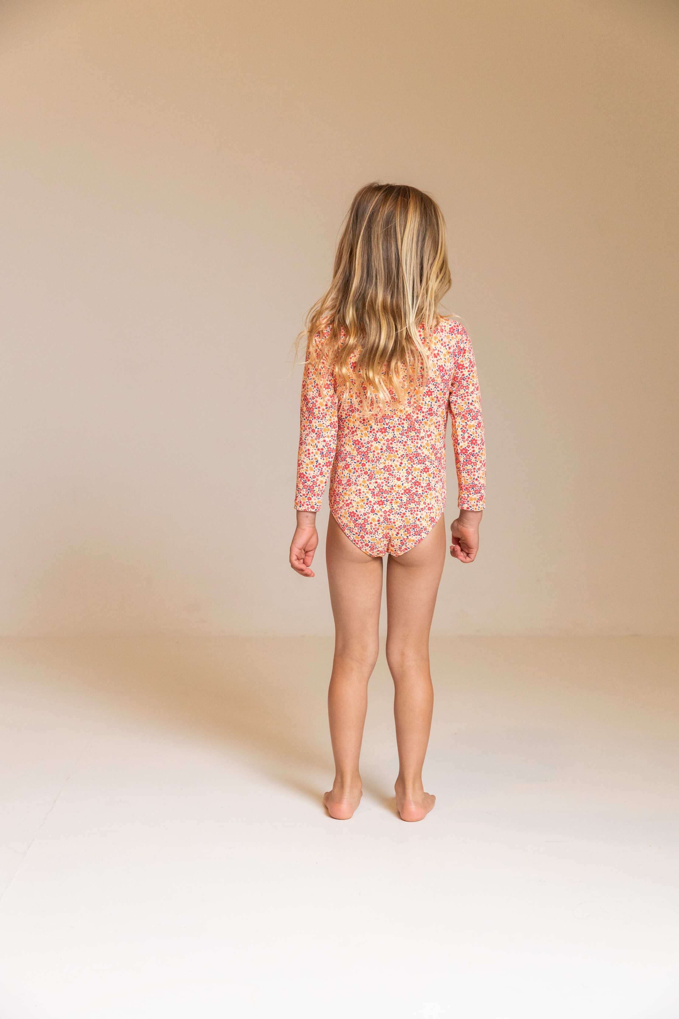 Bañador manga larga flores liberty rojo