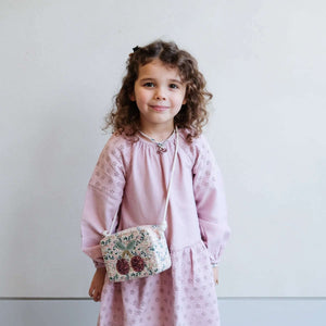 Bolso floral con cerezas