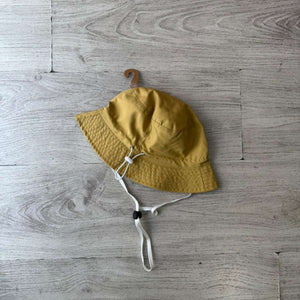 Gorro Protección Solar Mostaza