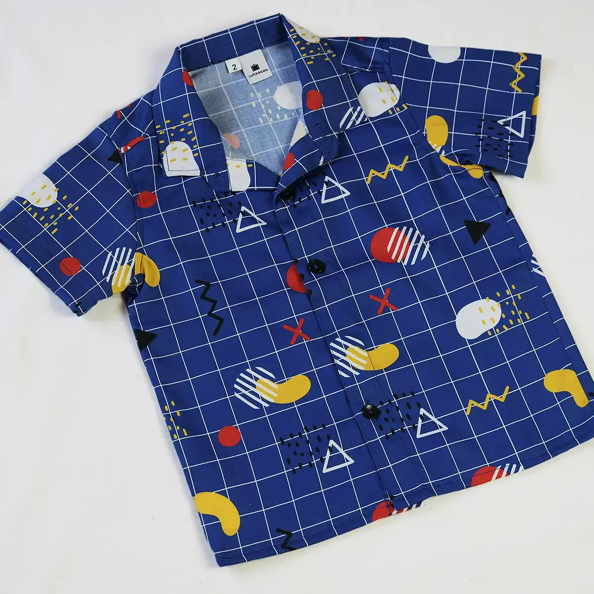 Camisa manga corta geométrica