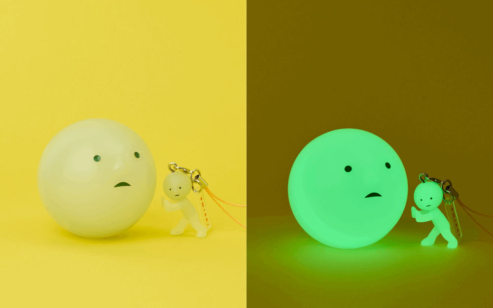 Smiski Strap Serie 2 - Llavero Sorpresa Brilla en la Oscuridad