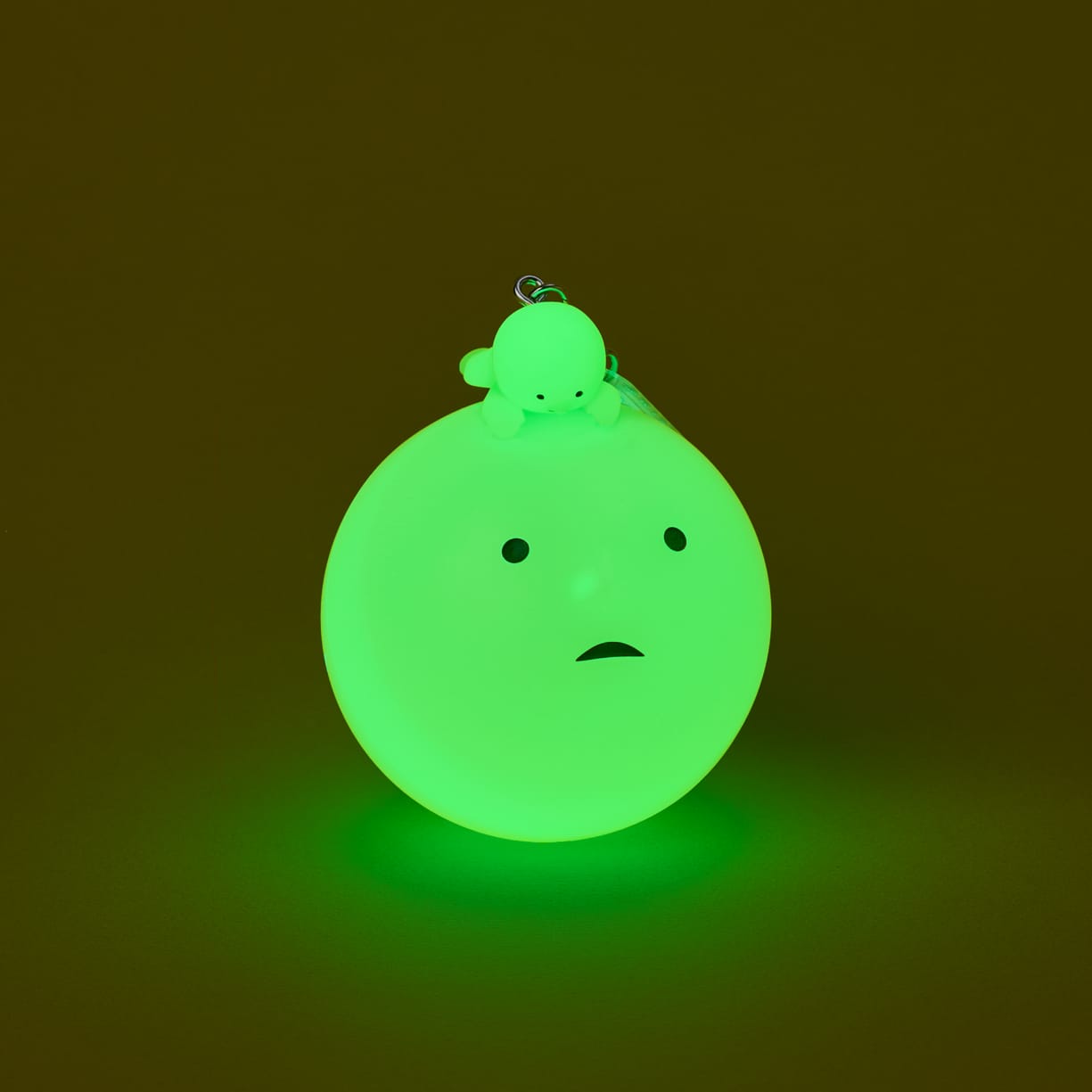 Smiski Strap Serie 3 - Llavero Sorpresa Brilla en la Oscuridad